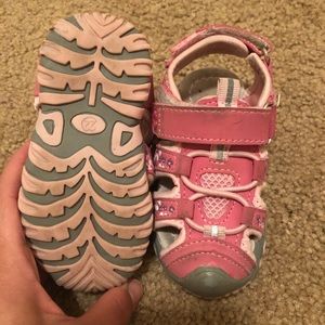 Pink Stretch Velcro Shoe